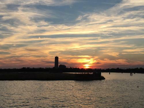 Hostal Fly To Venice Home