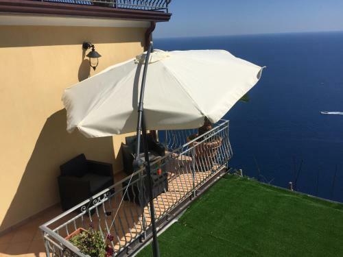 Hostal Carluccio?s Stanza Privata Vista Mare