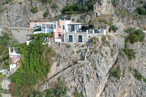 Furore - La Perla Di Nettuno - Amalfi Coast