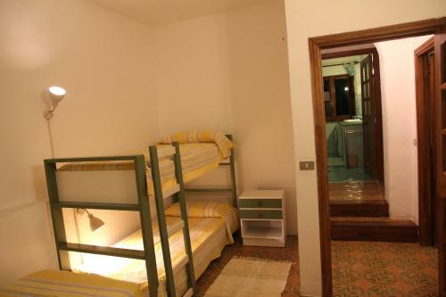 Villa Ancient Manor House Finely Restored