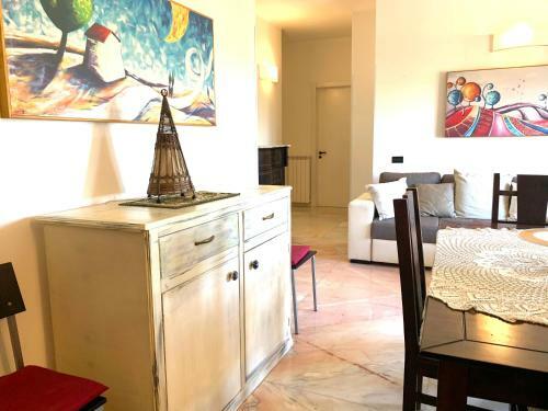 Le Rose Suite Apartments