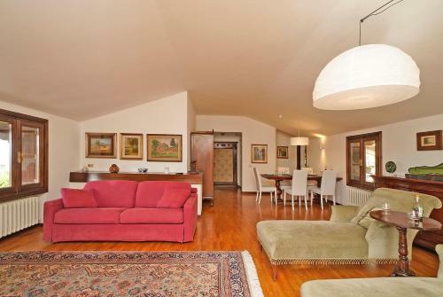 Valle Fiorita 42 - Lake View Apartment