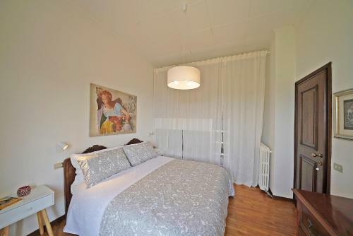 Valle Fiorita 42 - Lake View Apartment