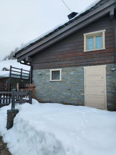 Graziosa E Confortevole Baita Di Montagna