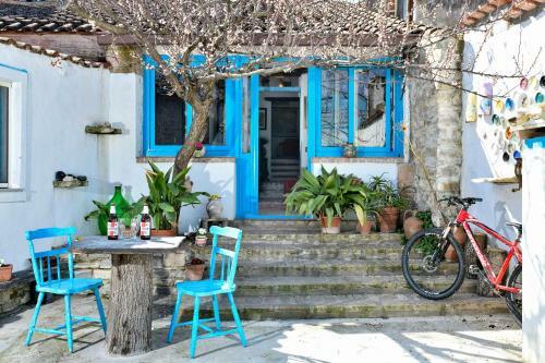 La Pergola (old House)