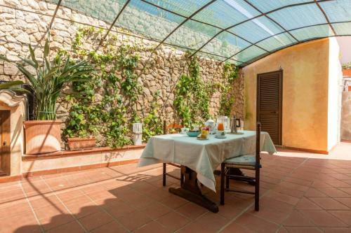Panoramic Villa At Kal'e Moru, Geremeas, Cagliari