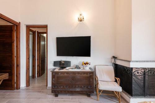 Panoramic Villa At Kal'e Moru, Geremeas, Cagliari