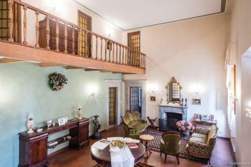 Villa Ancient Manor With Private Pool In Tuscany
