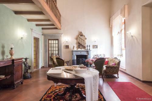 Villa Ancient Manor With Private Pool In Tuscany