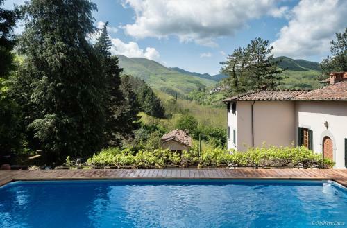 Villa Ancient Manor With Private Pool In Tuscany