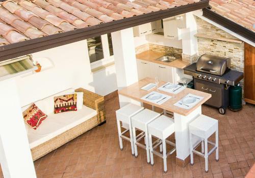 Rooftop Apartment
