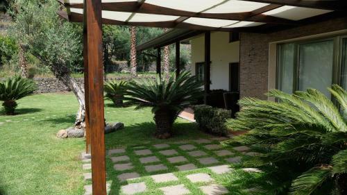 Apartamento Holiday Homes Borgo Papardo