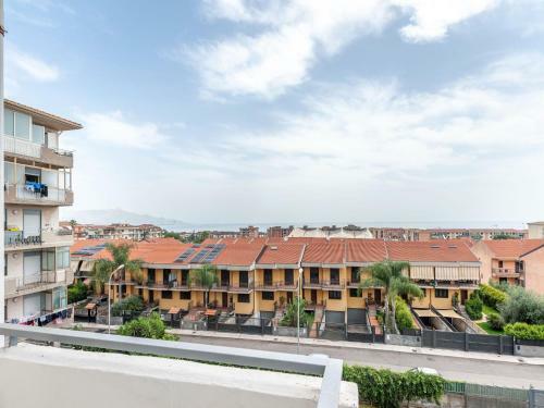 Sunny Apartment In Giarre, Close To Sea With A Splendid View
