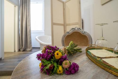 Hostal Corte Pietrantica - Charming Rooms & Suites