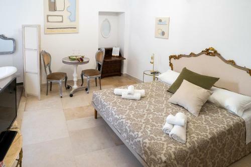 Hostal Corte Pietrantica - Charming Rooms & Suites