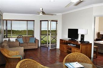 Aparthotel Moonlight Bay Suites
