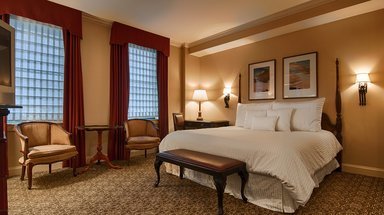 Magnolia Hotel St. Louis