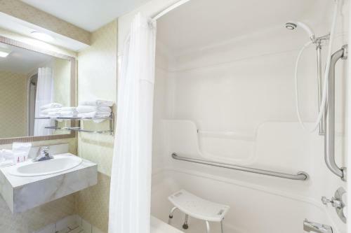 Hotel Days Inn Utica