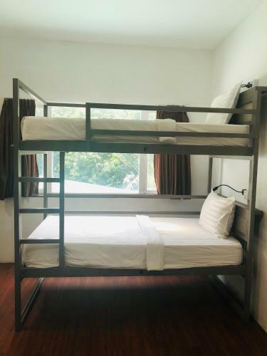 Billabong Hotel