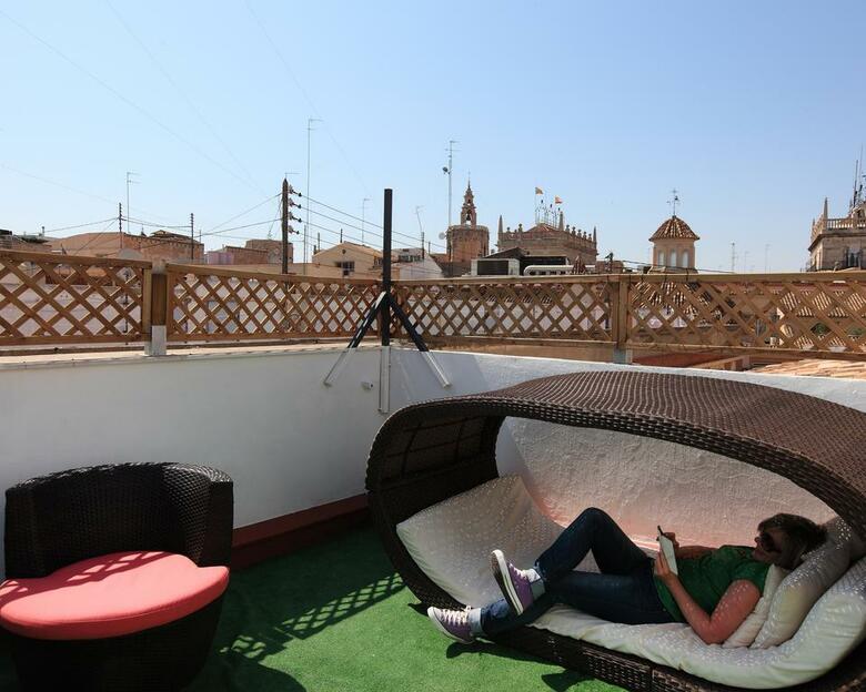 Center Valencia Youth Hostel