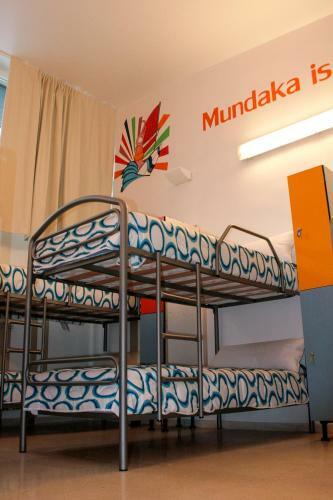 Mundaka Hostel & Sports Cafe