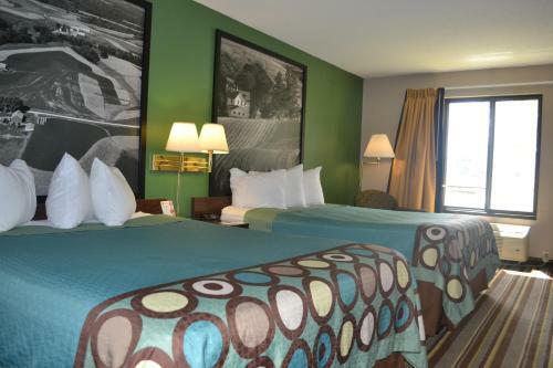 Hotel Super 8 Germantown Wisconsin
