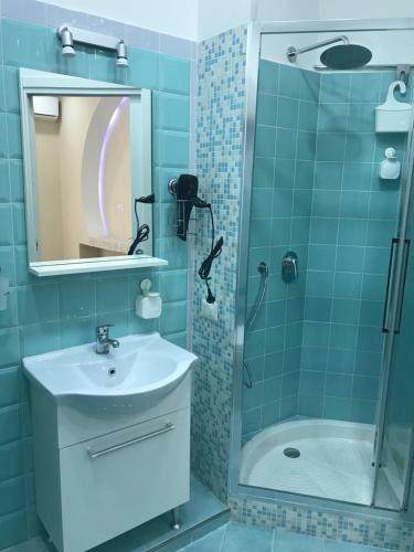 Hostal Vesuvio Rooms