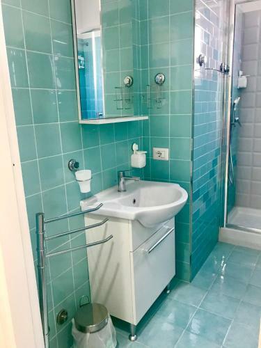 Hostal Vesuvio Rooms
