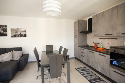 Apartamento Griante Suites