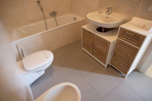 Apartamento Griante Suites