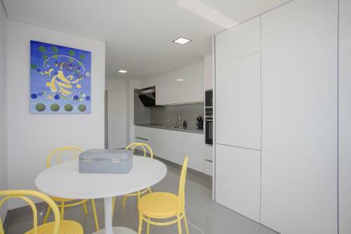 Liiiving In Porto - Luxury River View Apartments