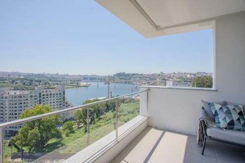 Liiiving In Porto - Luxury River View Apartments