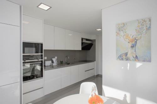 Liiiving In Porto - Luxury River View Apartments