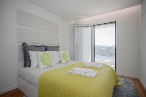 Liiiving In Porto - Luxury River View Apartments