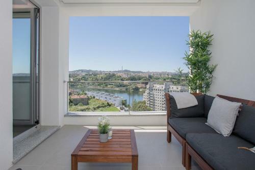 Liiiving In Porto - Luxury River View Apartments