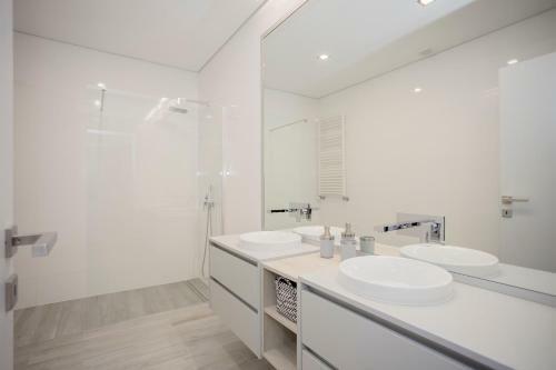 Liiiving In Porto - Luxury River View Apartments