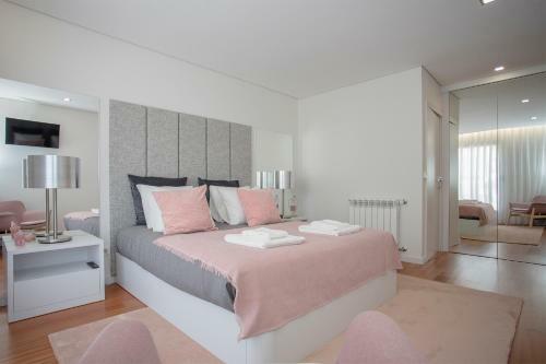 Liiiving In Porto - Luxury River View Apartments