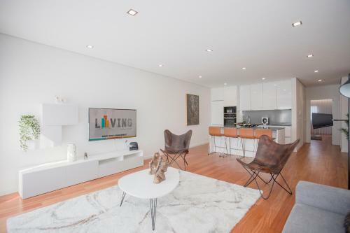 Liiiving In Porto - Luxury River View Apartments