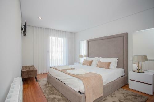 Liiiving In Porto - Luxury River View Apartments
