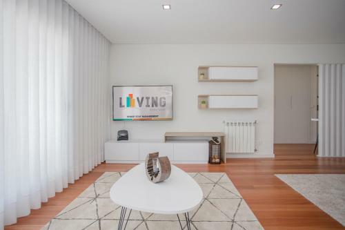 Liiiving In Porto - Luxury River View Apartments