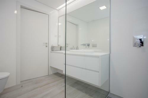 Liiiving In Porto - Luxury River View Apartments