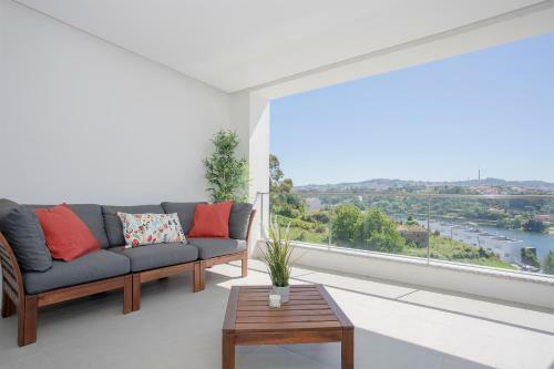 Liiiving In Porto - Luxury River View Apartments
