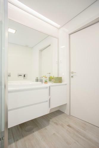 Liiiving In Porto - Luxury River View Apartments