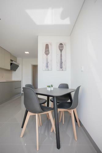 Liiiving In Porto - Luxury River View Apartments