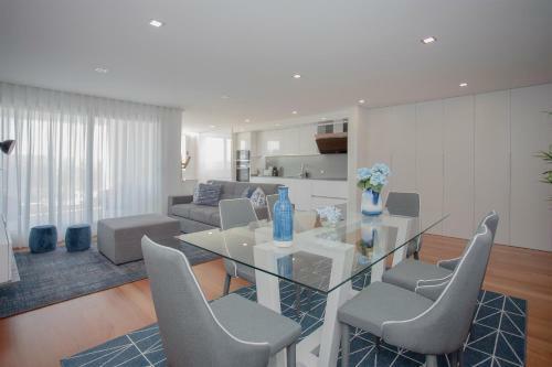 Liiiving In Porto - Luxury River View Apartments