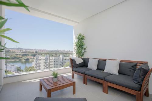 Liiiving In Porto - Luxury River View Apartments