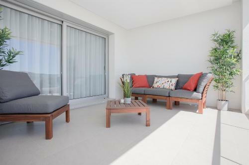 Liiiving In Porto - Luxury River View Apartments