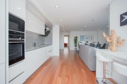Liiiving In Porto - Luxury River View Apartments