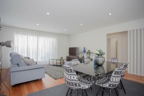 Liiiving In Porto - Luxury River View Apartments