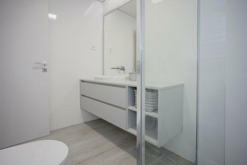 Liiiving In Porto - Luxury River View Apartments